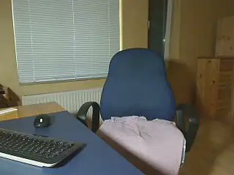 Snapshot of Kyru19633 chatting on September 18, 10:06 am Kyru19633 online show from September 18, 10:06 am