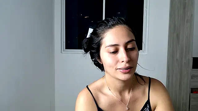 Sophie  Foxxx online show from January 28, 1:08 am