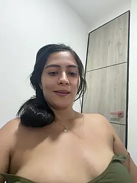 Sophie  Foxxx online show from June 15, 11:29 pm
