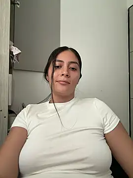 Sophie  Foxxx online show from July 19, 10:24 pm