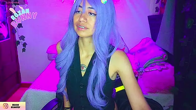 Roxanbunny1 online show from January 6, 4:05 am