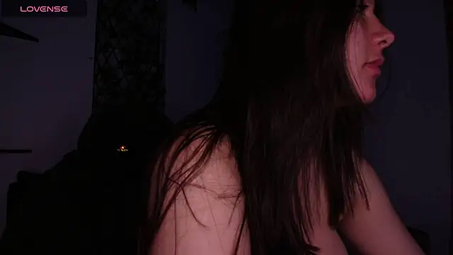kisstarxxx online show from July 10, 3:00 am
