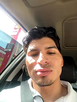 wild col  online show from September 22, 8:11 pm