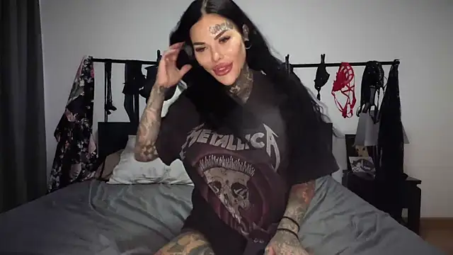 claudiacvc95 online show from October 18, 2:58 am