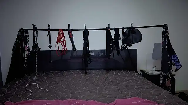 Snapshot of claudiacvc95 chatting on March 21, 5:23 am claudiacvc95 online show from March 21, 5:23 am