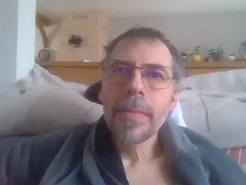 ptitcanard60600 online show from February 22, 1:57 pm