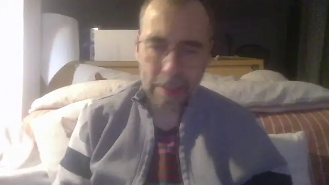 ptitcanard60600 online show from December 4, 10:51 pm