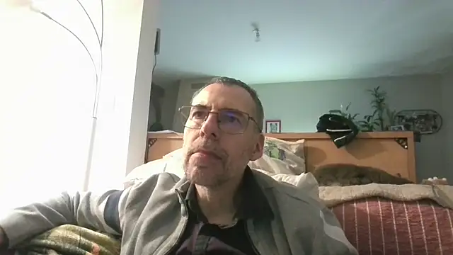 ptitcanard60600 online show from May 6, 8:58 pm