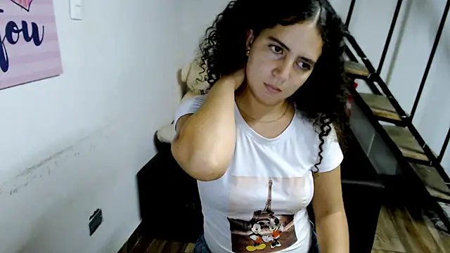 samantha baby  online show from December 20, 11:05 pm