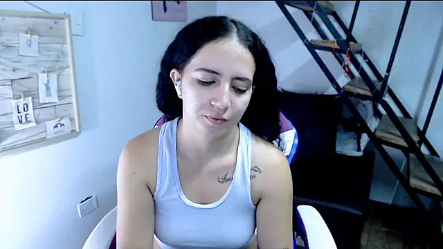 samantha baby  online show from September 9, 8:52 pm