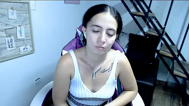 Snapshot of samantha_baby_ chatting on September 23, 7:06 pm samantha baby  online show from September 23, 7:06 pm