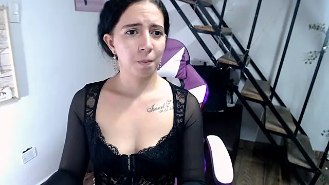 Snapshot of samantha_baby_ chatting on October 5, 5:00 pm samantha baby  online show from October 5, 5:00 pm