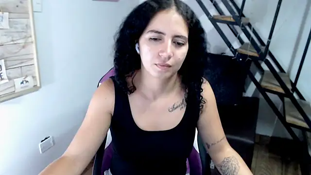 Snapshot of samantha_baby_ chatting on October 28, 8:11 pm samantha baby  online show from October 28, 8:11 pm