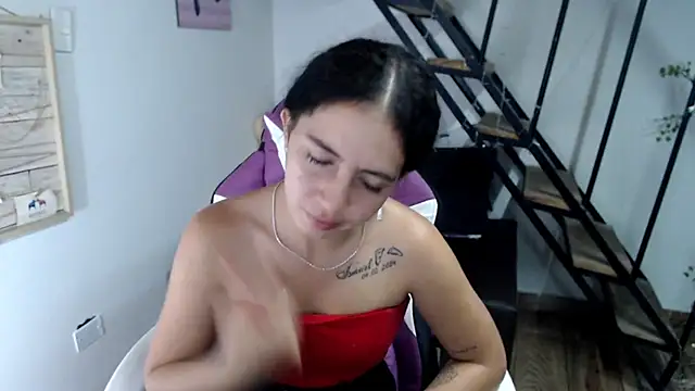 Snapshot of samantha_baby_ chatting on November 3, 6:53 pm samantha baby  online show from November 3, 6:53 pm