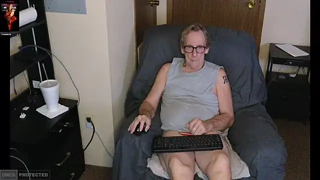 Lusty Kinks online show from January 12, 9:08 pm