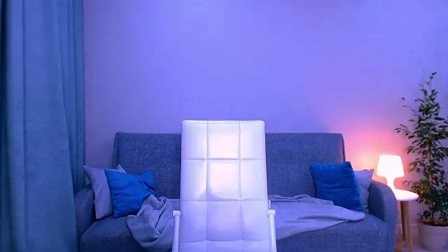 LesleySweet online show from February 19, 6:48 pm