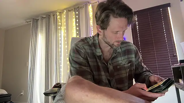 alexmannd online show from October 17, 3:58 pm