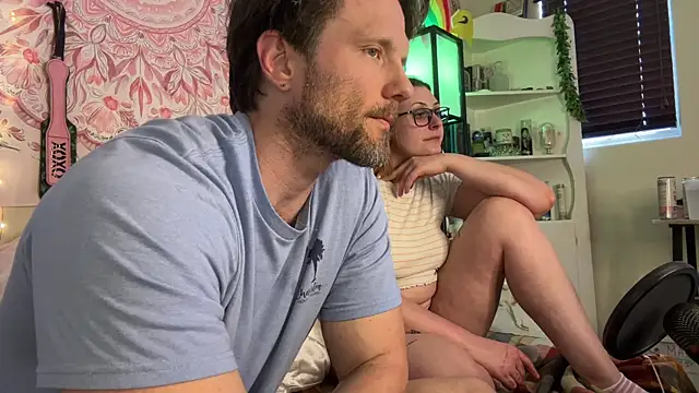 alexmannd online show from June 9, 8:42 pm