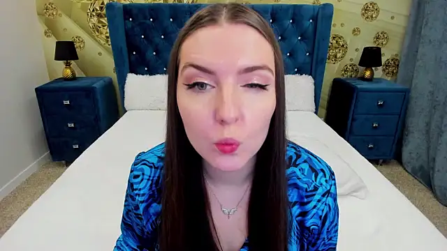 Katrina Minchels online show from December 4, 11:41 am