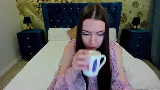 Katrina Minchels online show from December 20, 10:38 am