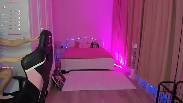 lil cassie online show from November 23, 1:38 am