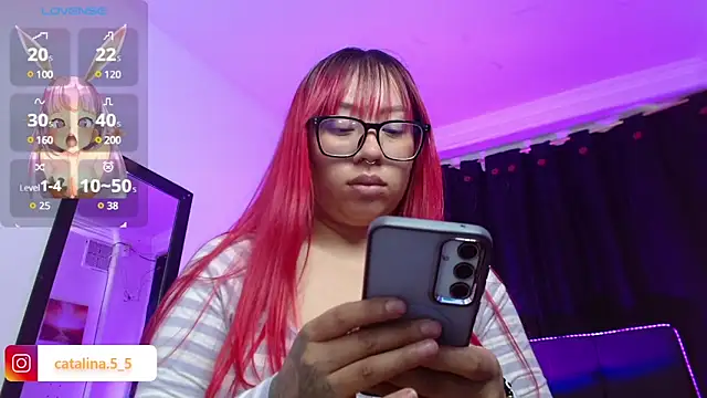 Snapshot of Kata_Bigboobs chatting on January 28, 8:58 pm Kata Bigboobs online show from January 28, 8:58 pm