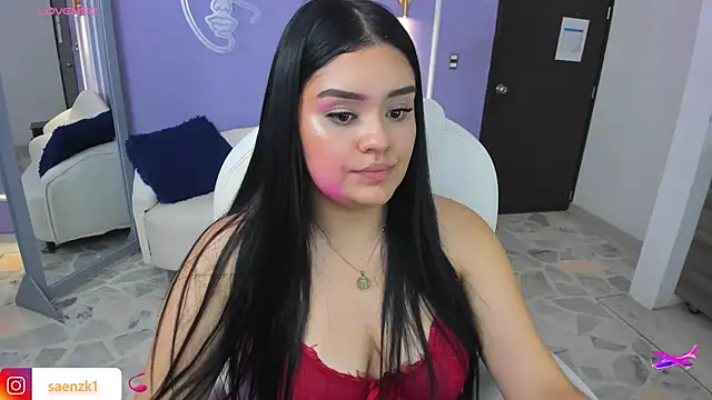 martinasaez online show from March 21, 11:34 pm