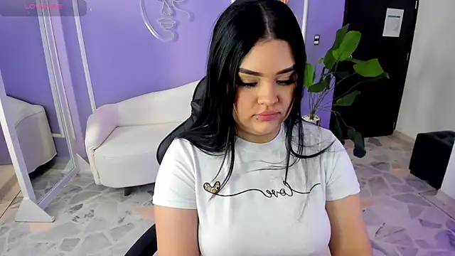 martinasaez online show from September 29, 7:30 pm