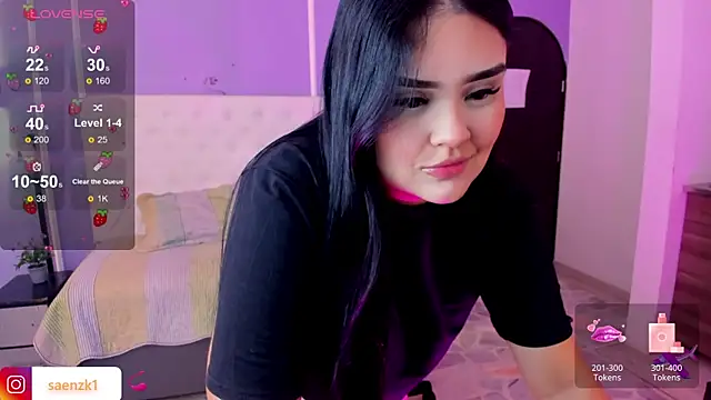 martinasaez online show from April 25, 1:41 pm
