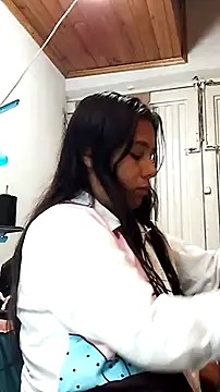 Snapshot of Charis_21 chatting on January 17, 8:44 pm Charis 21 online show from January 17, 8:44 pm