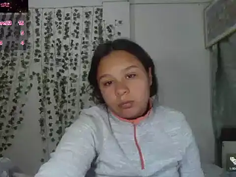 Snapshot of Charis_21 chatting on January 28, 3:46 pm Charis 21 online show from January 28, 3:46 pm