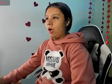 Charis 21 online show from February 28, 7:59 pm