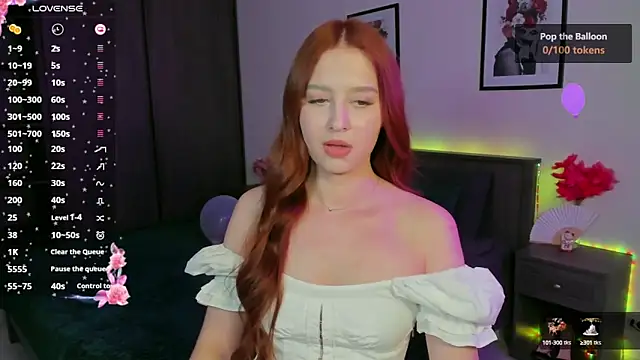 EleanorePeach online show from December 5, 5:50 pm