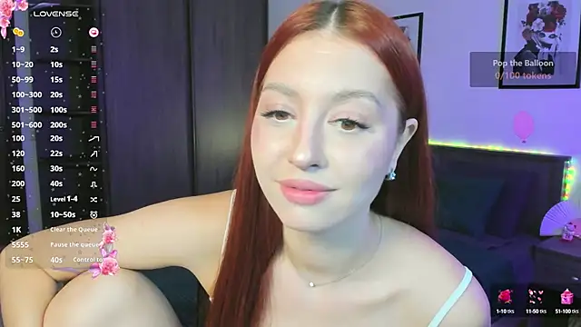 Snapshot of EleanorePeach chatting on October 13, 12:38 pm EleanorePeach online show from October 13, 12:38 pm