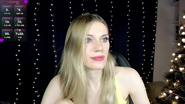 Lilianna Just online show from December 26, 3:10 pm