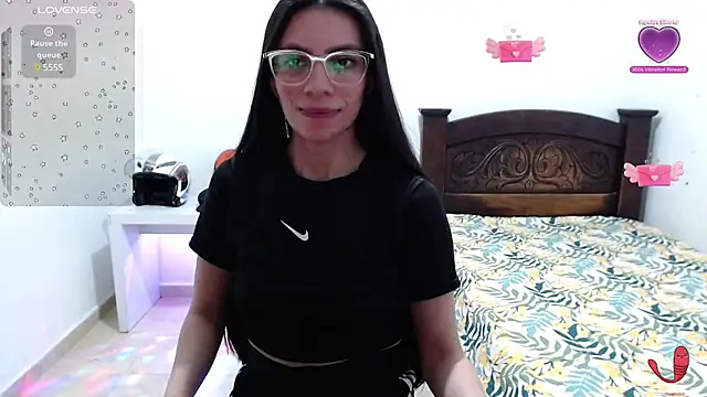 Snapshot of salome_sweet4 chatting on March 22, 9:10 pm salome sweet4 online show from March 22, 9:10 pm