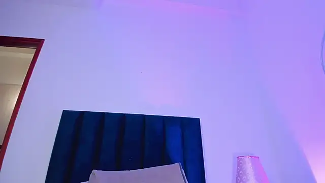 NoraDasilva online show from January 17, 3:45 am