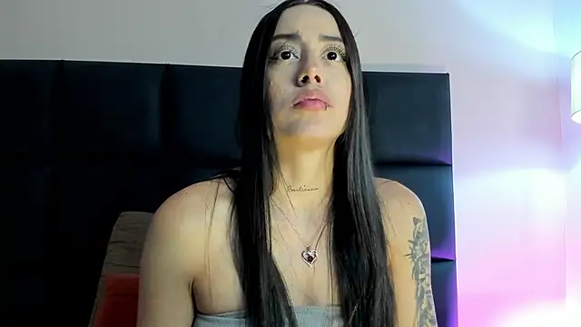 NoraDasilva online show from November 6, 12:11 am