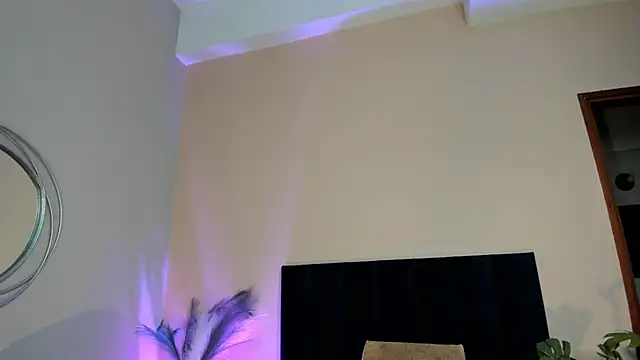 NoraDasilva online show from January 7, 12:46 am