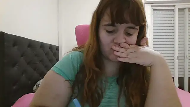 Snapshot of Bombon_ok chatting on November 13, 5:17 am Bombon ok online show from November 13, 5:17 am