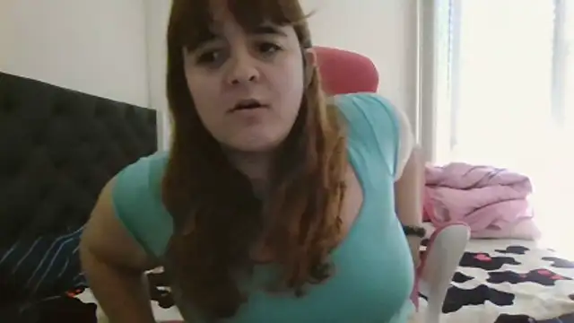 Snapshot of Bombon_ok chatting on November 28, 5:59 pm Bombon ok online show from November 28, 5:59 pm