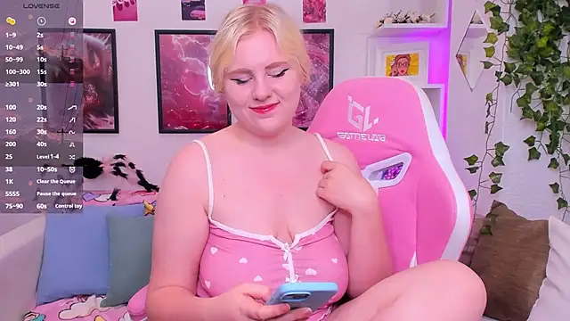 art lovee online show from September 25, 1:09 am