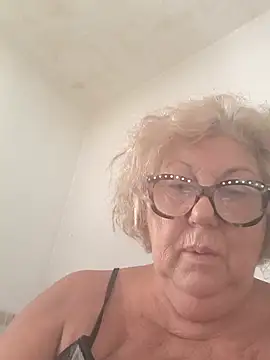 Snapshot of Merilulla chatting on July 30, 12:37 pm Merilulla online show from July 30, 12:37 pm