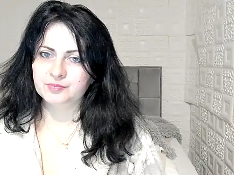Lillian2 online show from January 27, 7:46 pm