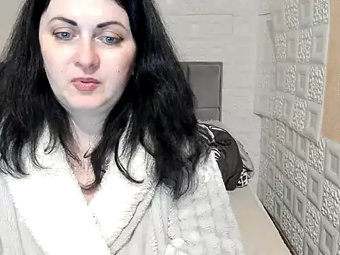 Lillian2 online show from February 19, 9:36 pm
