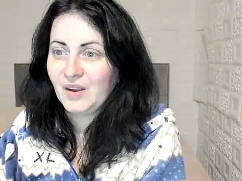 Lillian2 online show from March 12, 4:41 am