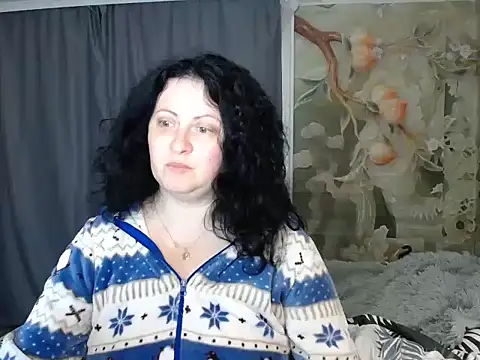 Snapshot of Lillian2 chatting on November 4, 10:53 pm Lillian2 online show from November 4, 10:53 pm