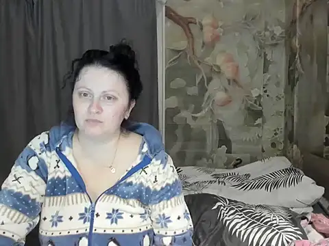 Snapshot of Lillian2 chatting on November 14, 12:53 am Lillian2 online show from November 14, 12:53 am