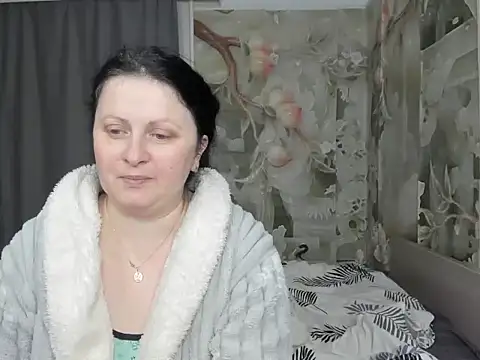Lillian2 online show from February 26, 6:07 pm