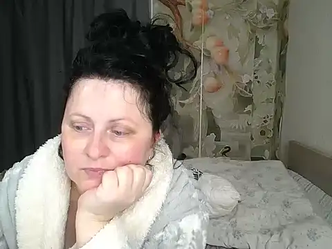 Lillian2 online show from June 11, 12:54 am